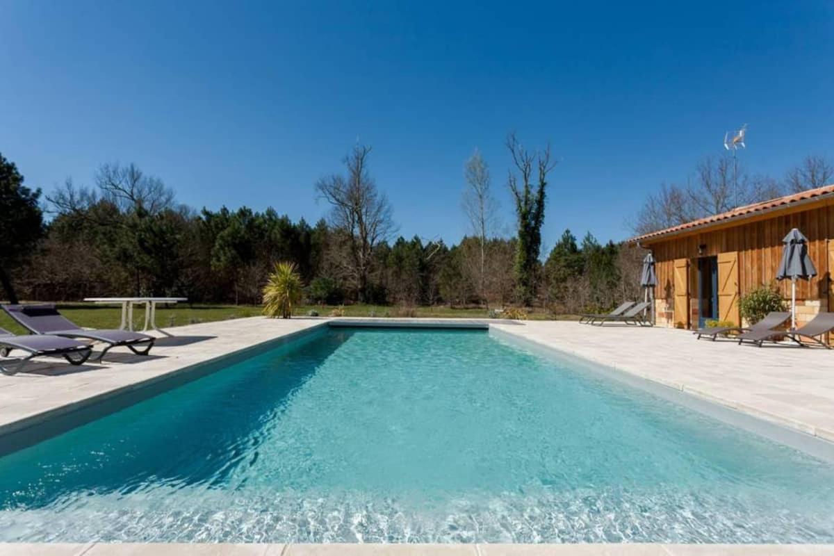 Domaine De La Grange Bed & Breakfast แกร์ก็อง ภายนอก รูปภาพ